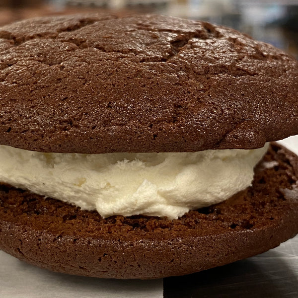 chocolate almond whoopie pies