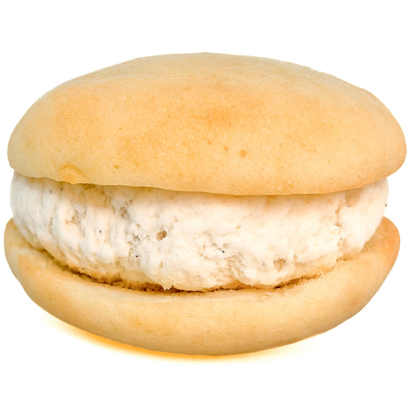 eggnog whoopie pie